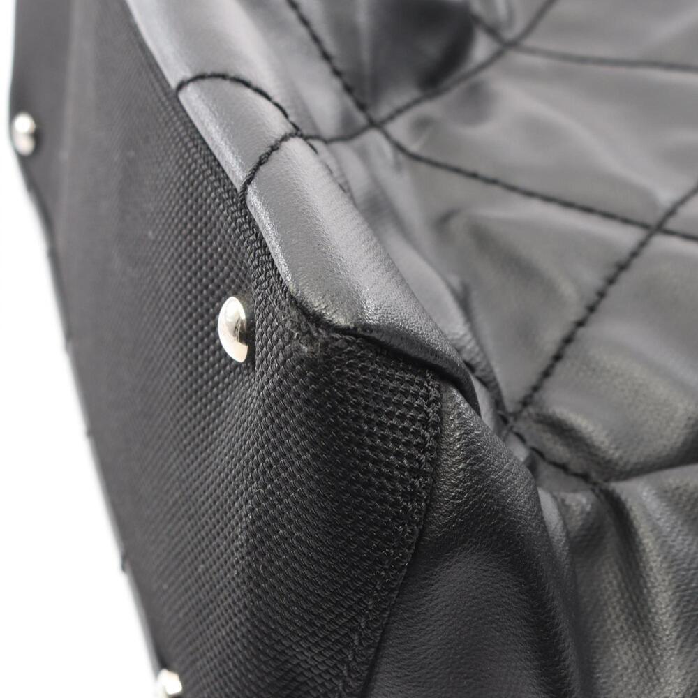 CHANEL Black Leather Tote Bag - Picture 7 of 10